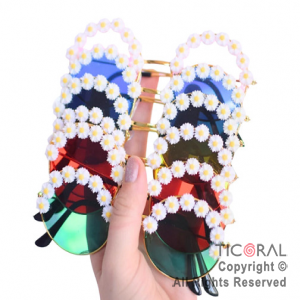 ANTEOJO LENNON CON FLORES MARGARITAS COLORES SURTIDOS x 1